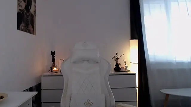 Simply the best online show from 03/13/25, 02:44