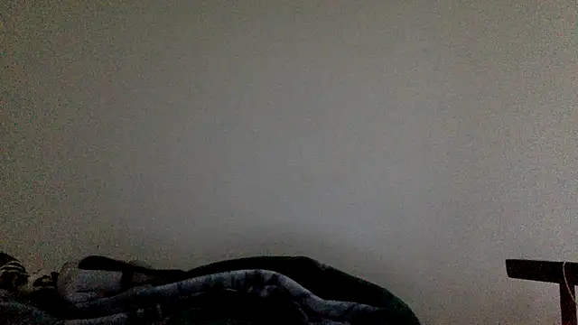 Snapshot of molozeb chatting on 10/03/25, 06:15 molozeb online show from 10/03/25, 06:15