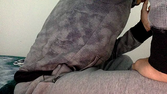 molozeb online show from 11/18/25, 04:49