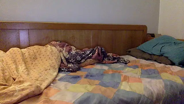 molozeb online show from 10/28/25, 06:12