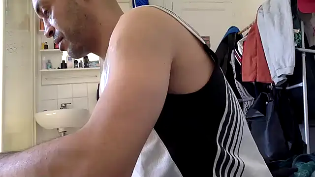 molozeb online show from 04/20/26, 01:35