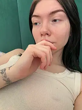 Lisaaa Alisa online show from 03/04/26, 06:43