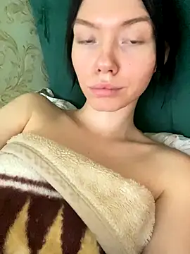 Lisaaa Alisa online show from 11/15/25, 09:24