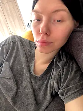 Lisaaa Alisa online show from 12/14/25, 06:52