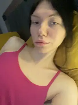 Lisaaa Alisa online show from 12/15/25, 05:46