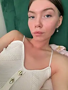 Lisaaa Alisa online show from 03/19/26, 08:58