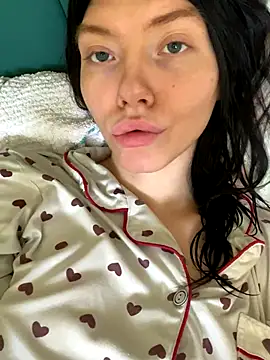 Lisaaa Alisa online show from 10/31/25, 05:04