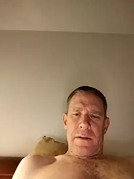 Snapshot of Blondinet92 chatting on 12/17/25, 09:53 Blondinet92 online show from 12/17/25, 09:53