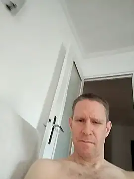 Snapshot of Blondinet92 chatting on 12/18/25, 03:05 Blondinet92 online show from 12/18/25, 03:05