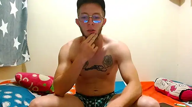Snapshot of king-Randal chatting on 02/16/25, 05:26 king-Randal online show from 02/16/25, 05:26