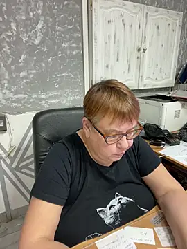 Klio5678 online show from 12/18/25, 07:18