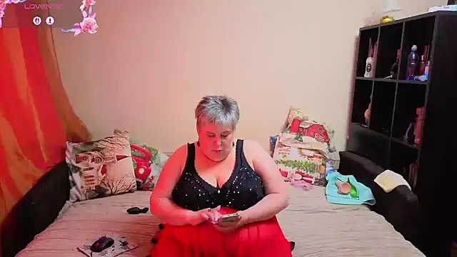 Snapshot of Klio5678 chatting on 02/15/26, 09:08 Klio5678 online show from 02/15/26, 09:08