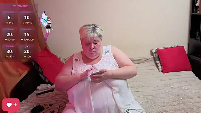 Klio5678 online show from 10/24/25, 09:41