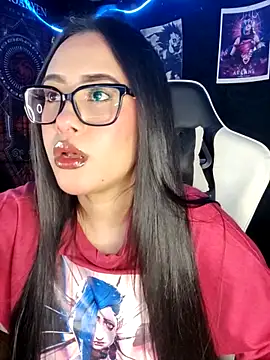 Janna mnt online show from 11/18/25, 03:54