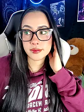 Janna mnt online show from 04/07/26, 02:57