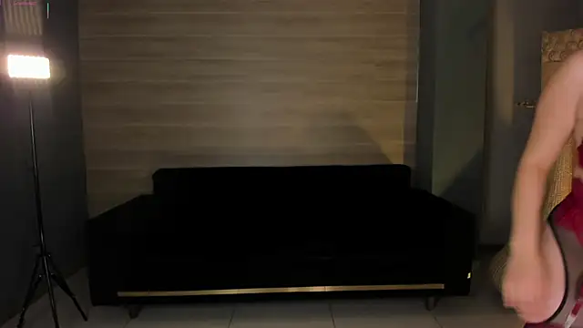 DominiqueVega online show from 12/13/25, 10:38