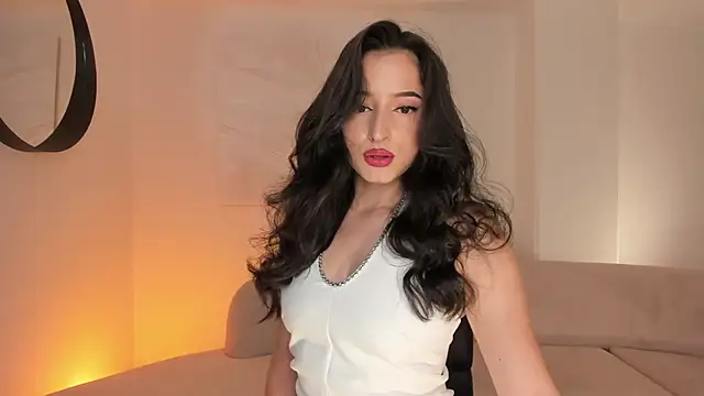 Snapshot of DominiqueVega chatting on 03/15/25, 10:11 DominiqueVega online show from 03/15/25, 10:11
