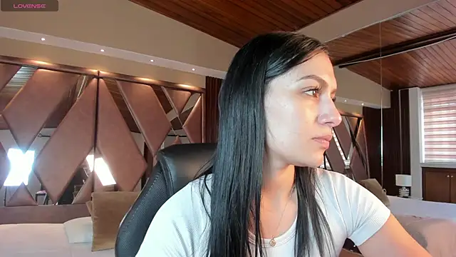 carina rossi online show from 10/02/25, 12:41