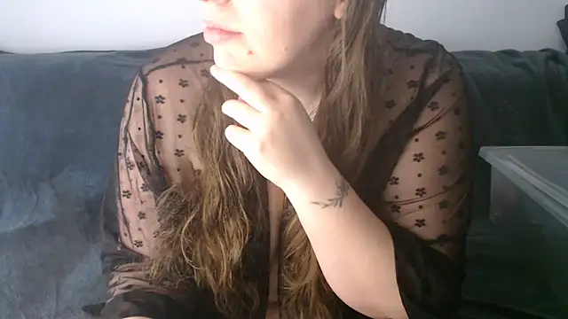 FrancaiseLynne online show from 02/01/26, 12:58