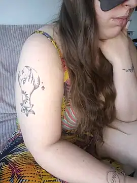 FrancaiseLynne online show from 03/21/25, 05:56