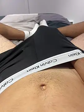 h0rnyguy001 online show from 09/30/25, 09:54