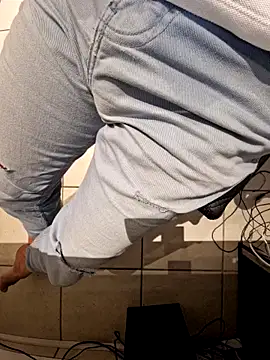 Snapshot of Lorent6969 chatting on 09/30/25, 04:13 Lorent6969 online show from 09/30/25, 04:13