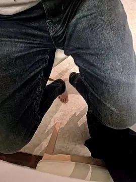 Snapshot of Lorent6969 chatting on 11/15/25, 05:22 Lorent6969 online show from 11/15/25, 05:22