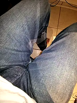 Snapshot of Lorent6969 chatting on 10/25/25, 04:22 Lorent6969 online show from 10/25/25, 04:22