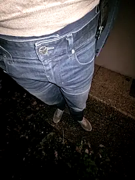 Snapshot of Lorent6969 chatting on 11/29/25, 04:56 Lorent6969 online show from 11/29/25, 04:56