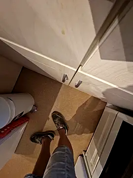 Snapshot of Lorent6969 chatting on 09/11/25, 05:29 Lorent6969 online show from 09/11/25, 05:29