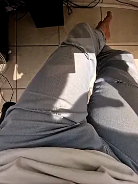 Snapshot of Lorent6969 chatting on 10/13/25, 10:50 Lorent6969 online show from 10/13/25, 10:50