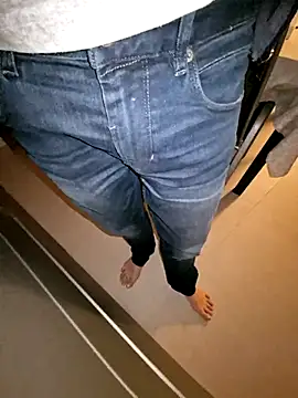 Snapshot of Lorent6969 chatting on 11/14/25, 04:49 Lorent6969 online show from 11/14/25, 04:49