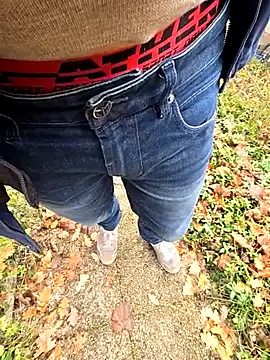 Snapshot of Lorent6969 chatting on 12/17/25, 09:47 Lorent6969 online show from 12/17/25, 09:47