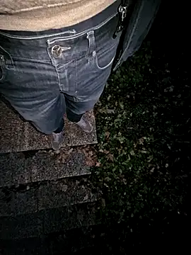 Snapshot of Lorent6969 chatting on 11/30/25, 06:36 Lorent6969 online show from 11/30/25, 06:36