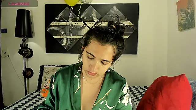 SARAMISHA online show from 01/16/26, 02:10