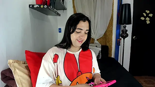 Snapshot of SARAMISHA chatting on 10/09/25, 05:57 SARAMISHA online show from 10/09/25, 05:57