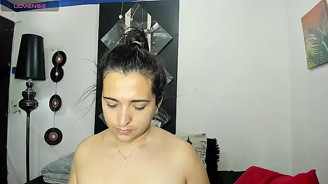 Snapshot of SARAMISHA chatting on 07/03/26, 01:06 SARAMISHA online show from 07/03/26, 01:06