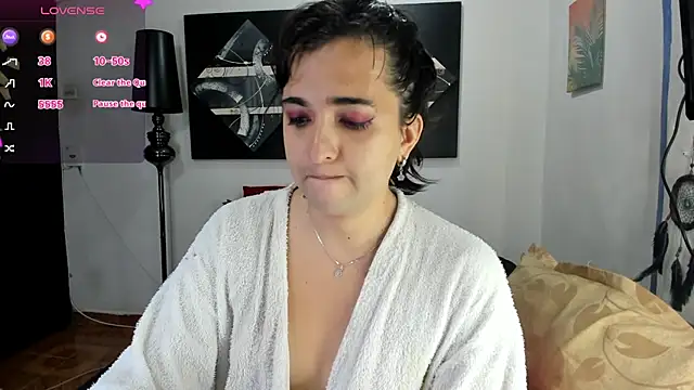 Snapshot of SARAMISHA chatting on 03/20/25, 10:29 SARAMISHA online show from 03/20/25, 10:29