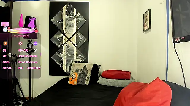 Snapshot of SARAMISHA chatting on 04/03/26, 04:19 SARAMISHA online show from 04/03/26, 04:19