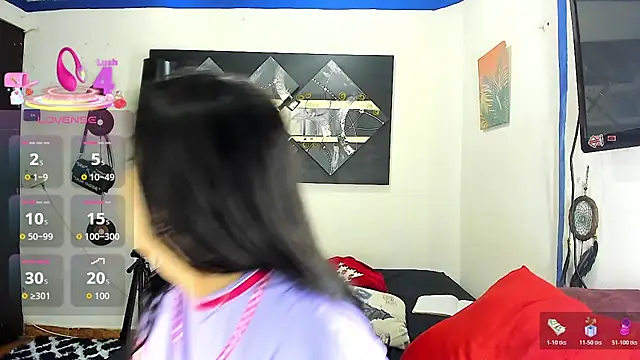 SARAMISHA online show from 12/22/25, 02:11