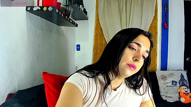 Snapshot of SARAMISHA chatting on 03/24/26, 09:15 SARAMISHA online show from 03/24/26, 09:15