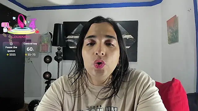 SARAMISHA online show from 01/10/26, 01:39