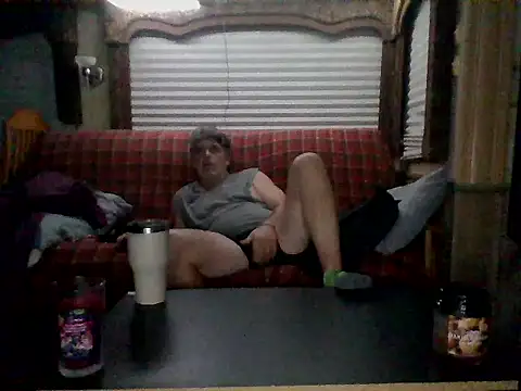 lateniter online show from 11/10/25, 11:48