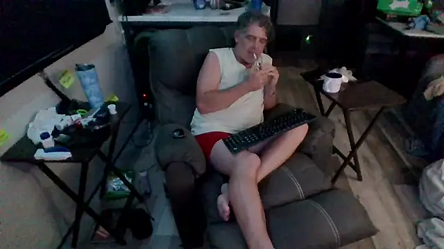 lateniter online show from 04/09/26, 09:59