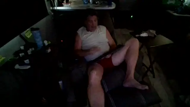 lateniter online show from 04/08/26, 10:33