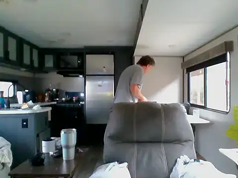 lateniter online show from 01/10/26, 02:12