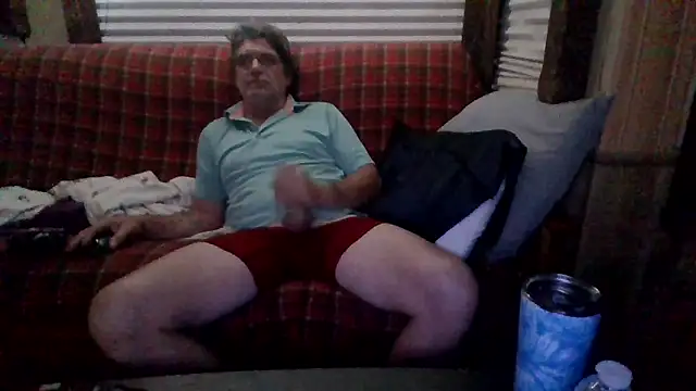 lateniter online show from 03/08/26, 10:18