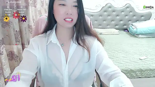 -Shirleyni  online show from 01/09/26, 02:18