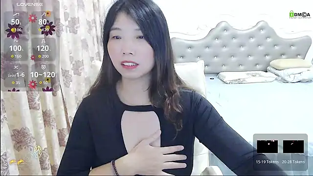 -Shirleyni  online show from 11/18/25, 01:58