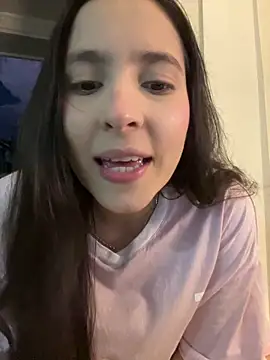 LittleDoll    online show from 11/11/25, 11:09